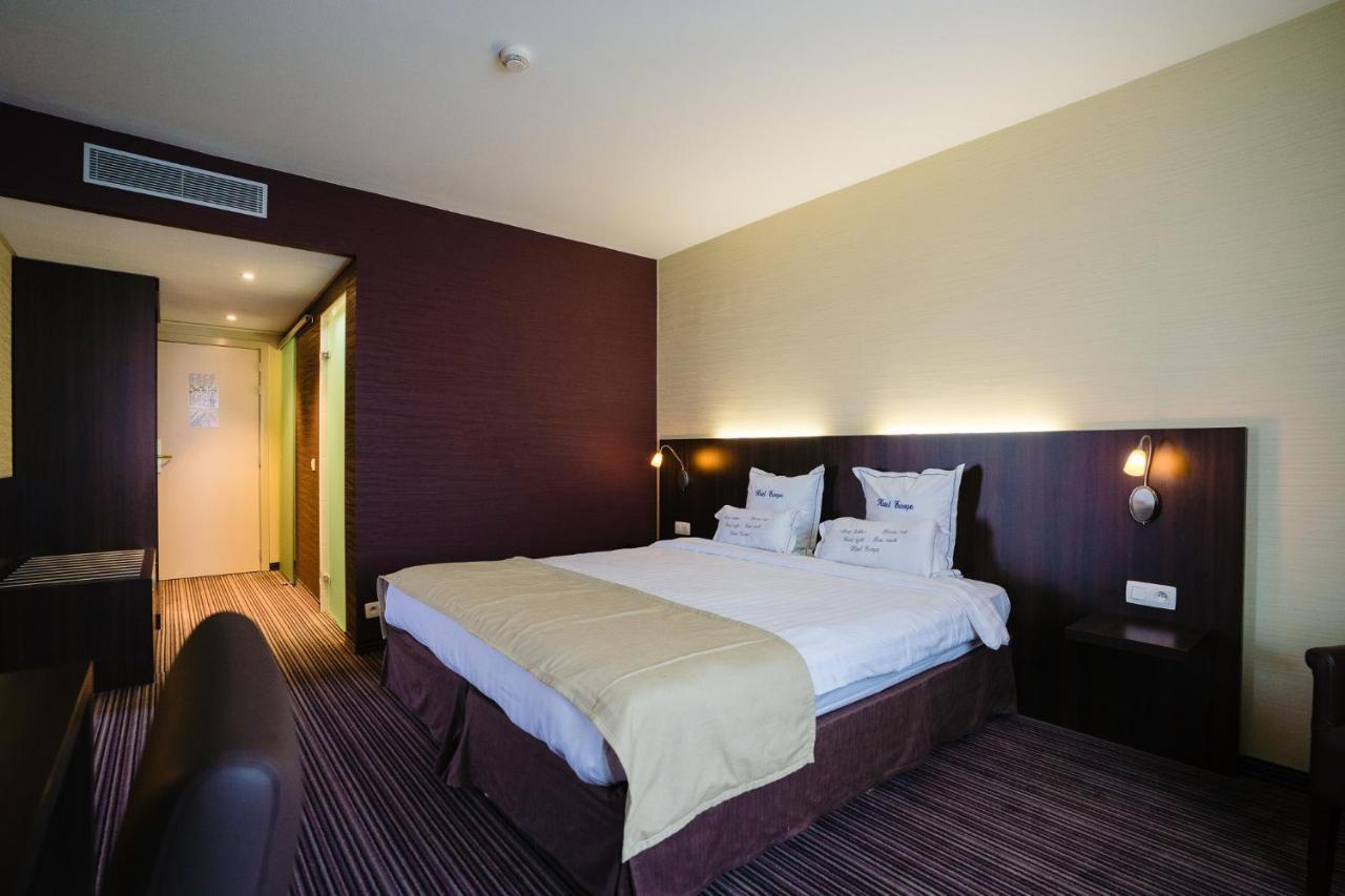 אוסטנדה Hotel Europe מראה חיצוני תמונה